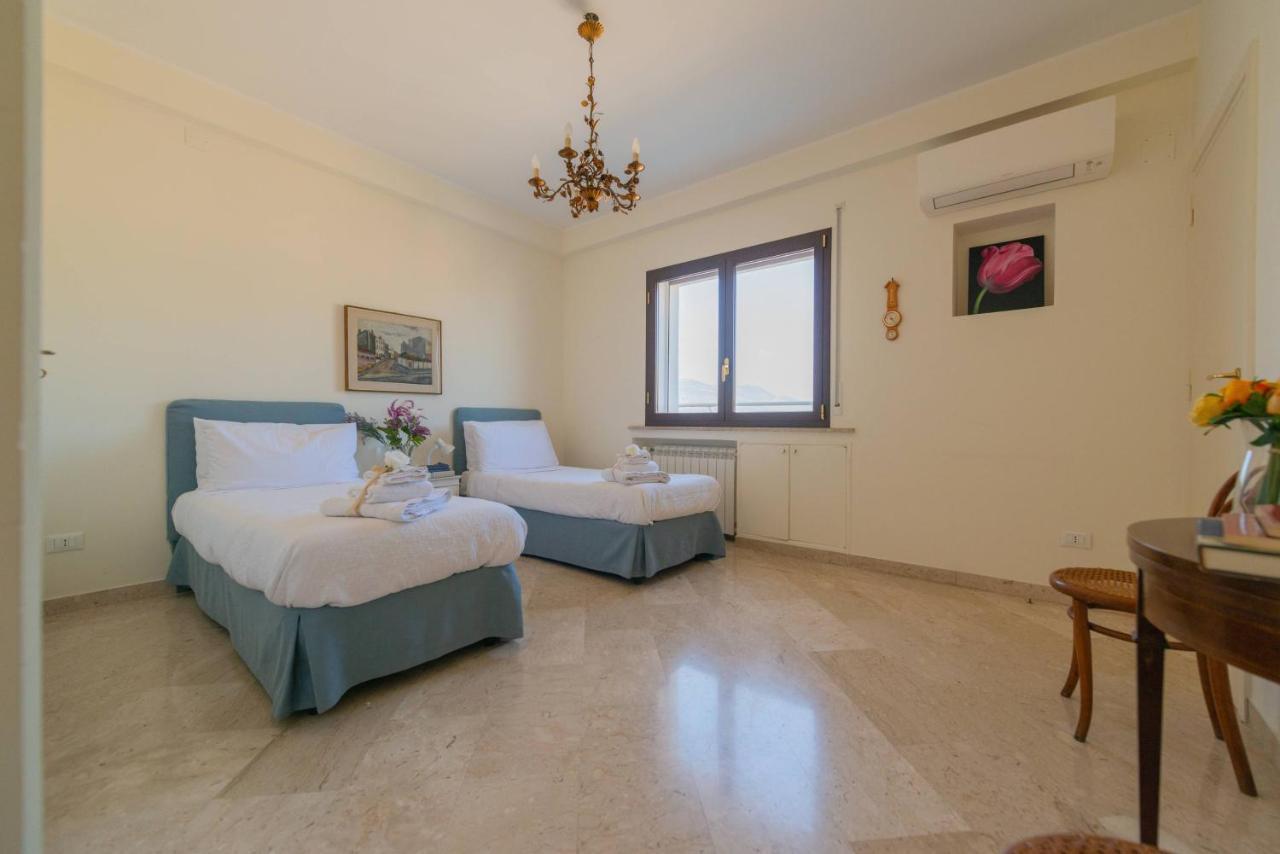 Apartamento Le Terrazze Di Donna Anna Palermo Exterior foto